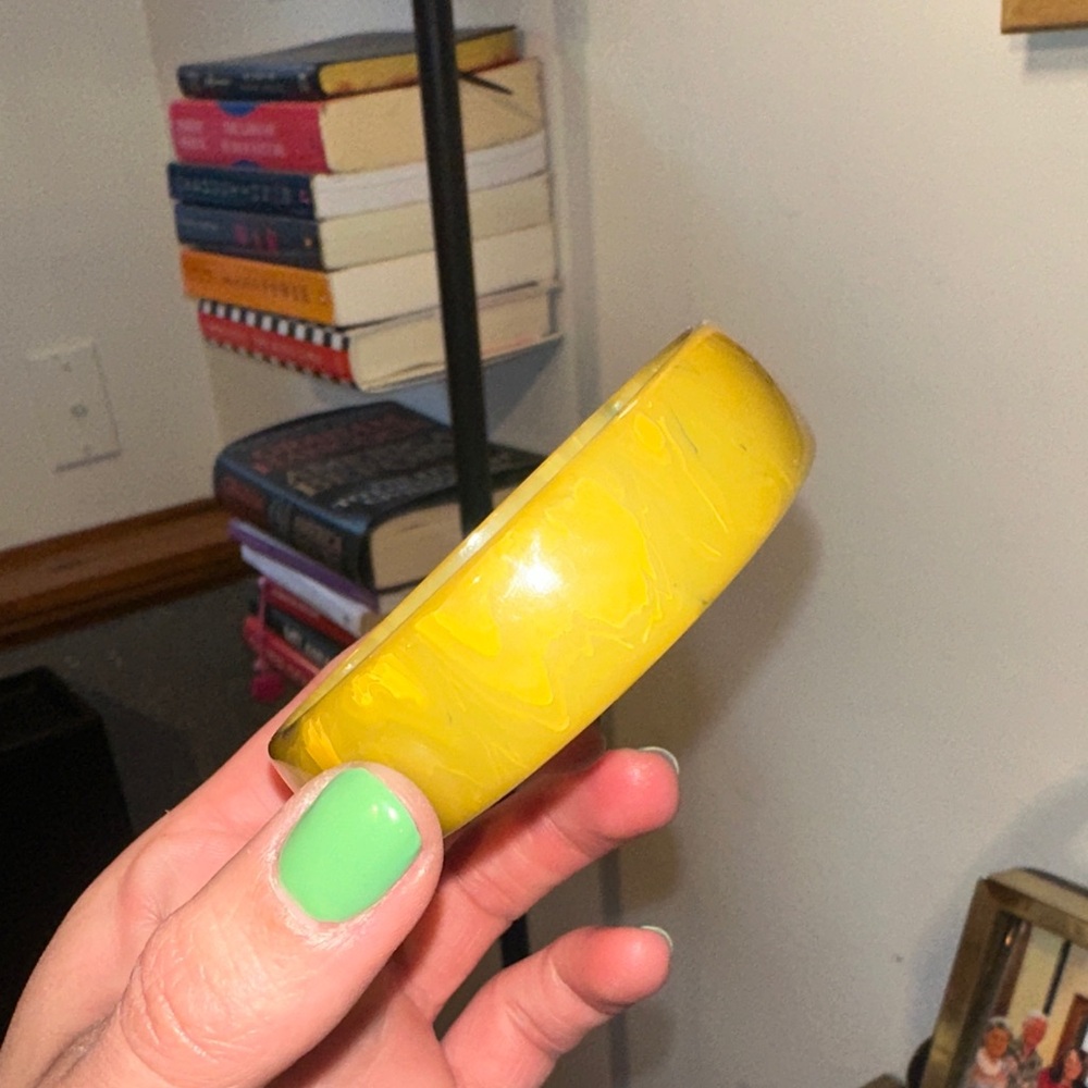 Bakelite Bangle - image 2